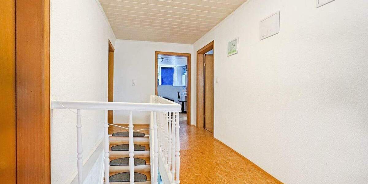 Einfamilienhaus Extertal Bösingfeld - 6 Zimmer, 175 m&sup2;, 205.000&euro; | Angebot:25801755