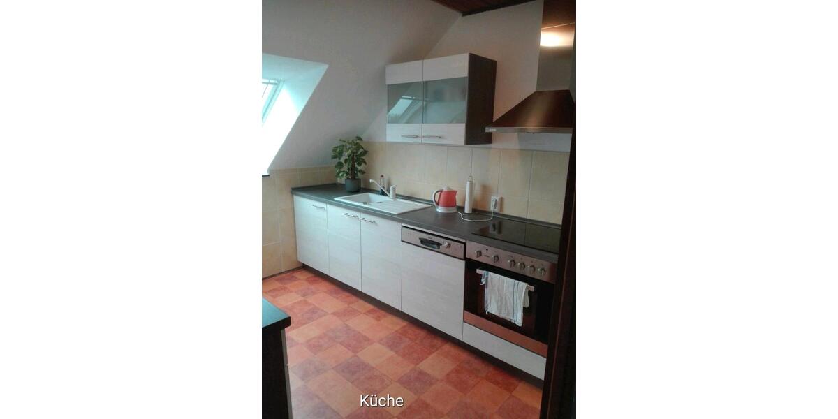 Dachgeschoßwohnung Rodenberg - 3 Zimmer, 65 m&sup2;, 500&euro; | Angebot:25782510