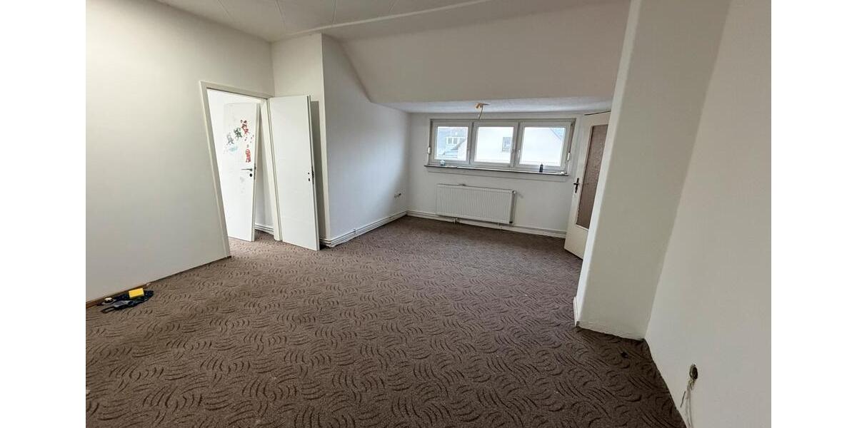Dachgeschoßwohnung Herford Diebrock - 3 Zimmer, 85 m&sup2;, 760&euro; | Angebot:26025041