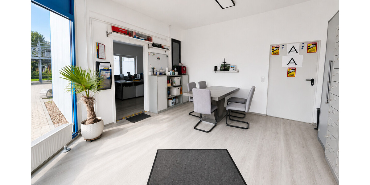 Vielseitige Lager und Gewerbefläche mit Büro und Hochparterre in Hüllhorst Tengern - Gewerbeobjekt Hüllhorst / Tengern Tengern | Angebot:26549650