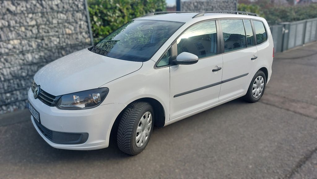 VW Touran 197.000 km 5.250 &euro; Bad Salzuflen 32108