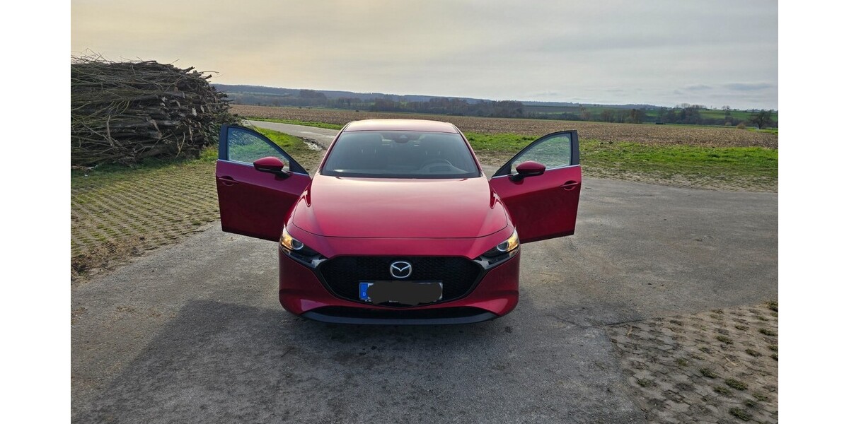 Mazda 3 94.000 km 15.000 &euro; Hessisch Oldendorf 31840