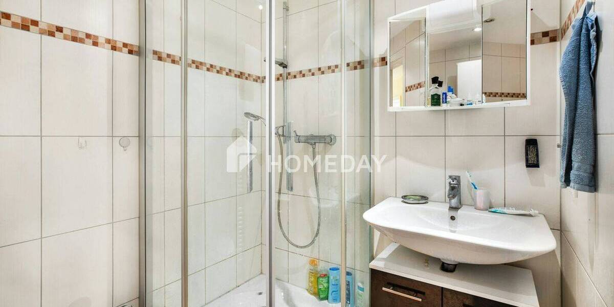 Etagenwohnung Bad Salzuflen Innenstadt - 2 Zimmer, 65 m&sup2;, 135.000&euro; | Angebot:26117924