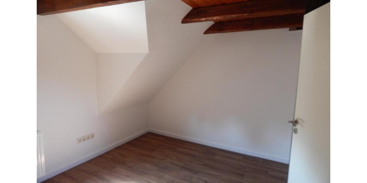 Etagenwohnung Leese - 4 Zimmer, 75 m&sup2;, 540&euro; | Angebot:25280348