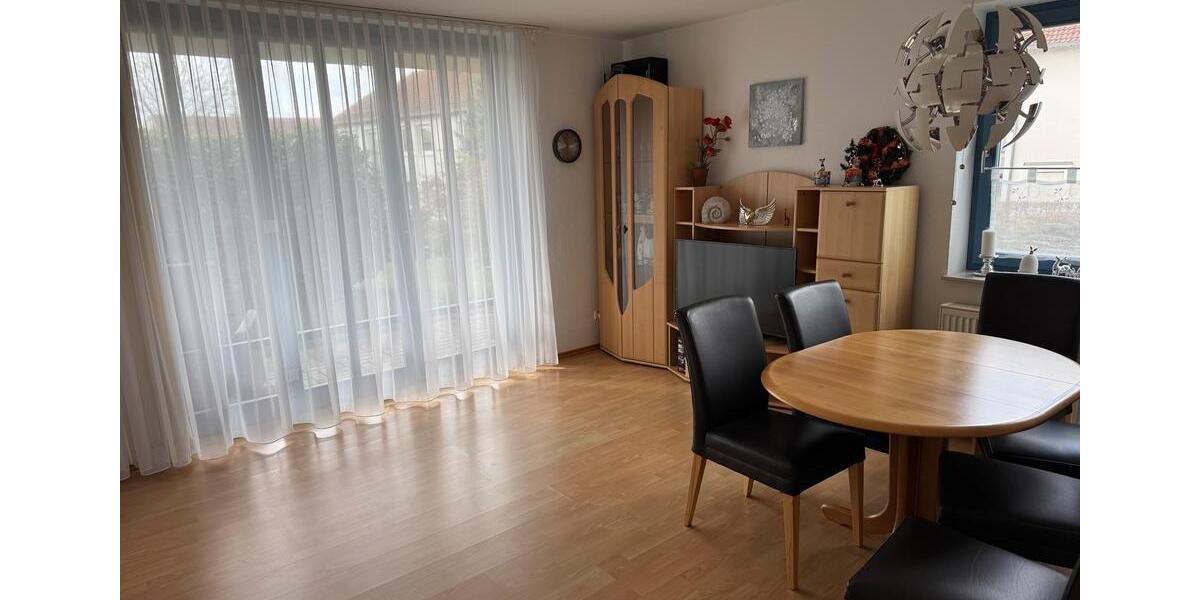 Erdgeschoßwohnung Hiddenhausen - 3 Zimmer, 69 m&sup2;, 330&euro; | Angebot:26045474