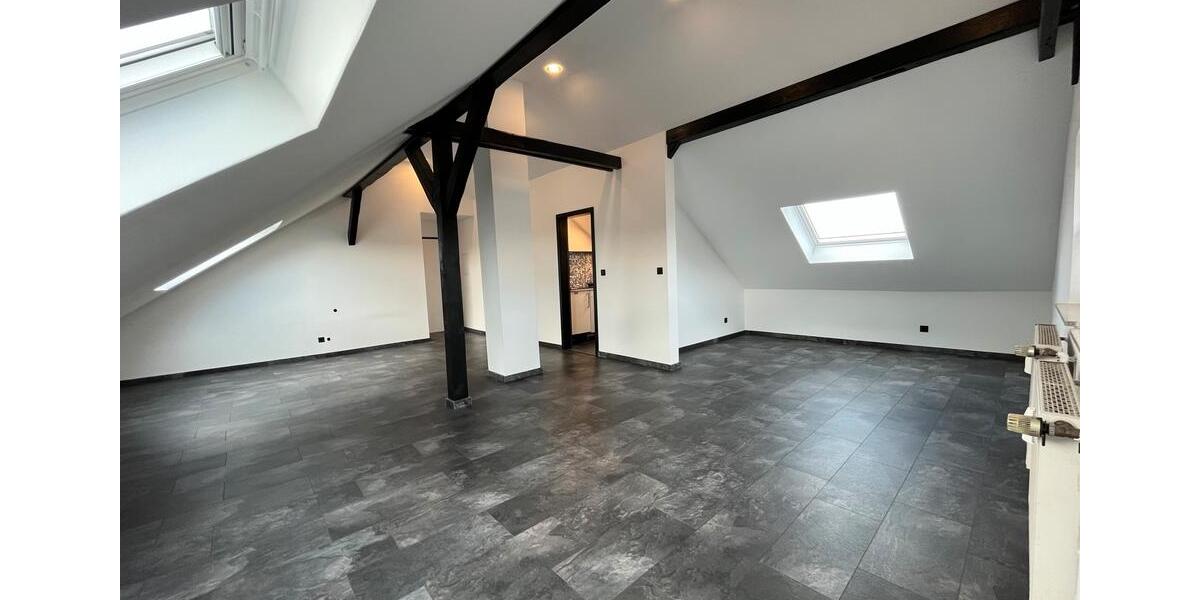 Dachgeschoßwohnung Bad Salzuflen Biemsen-Ahmsen - 2 Zimmer, 43 m&sup2;, 500&euro; | Angebot:26697848