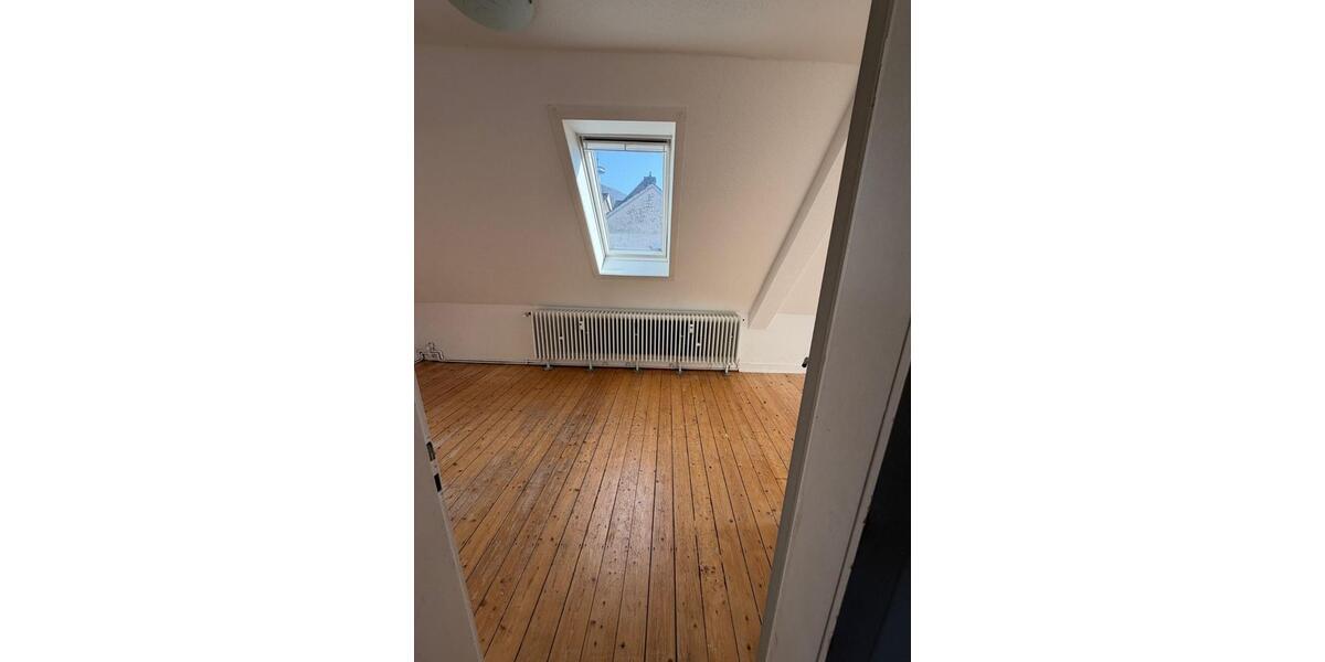 Dachgeschoßwohnung Minden - 3 Zimmer, 55 m&sup2;, 600&euro; | Angebot:25500367