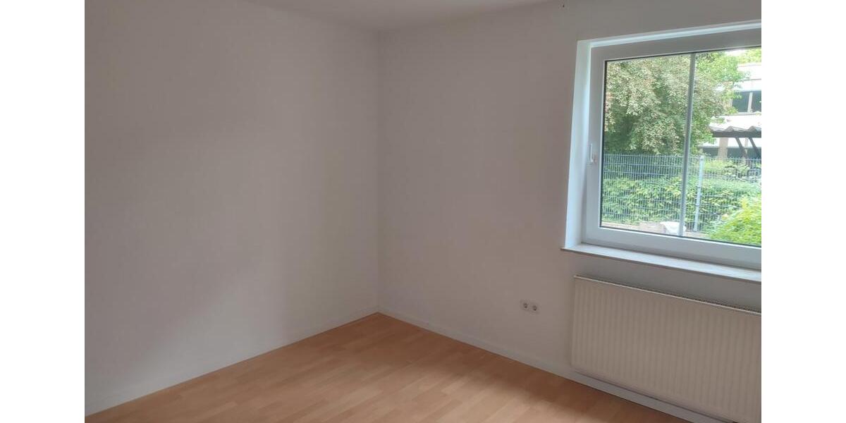 Erdgeschoßwohnung Rinteln - 3 Zimmer, 82 m&sup2;, 760&euro; | Angebot:26636510