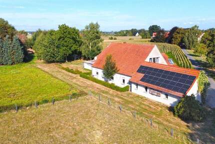 Haus Lübbecke Stockhausen - 8 Zimmer, 250 m&sup2;, 265.000&euro; | Angebot:25693510