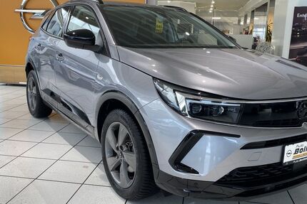Opel Grandland (X) 28.714 km 25.377 &euro; Bad Salzuflen 32108