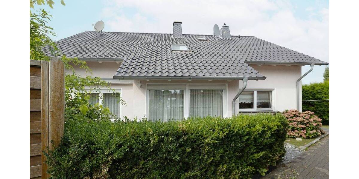 Einfamilienhaus Lübbecke - 7 Zimmer, 185 m&sup2;, 429.000&euro; | Angebot:26643996