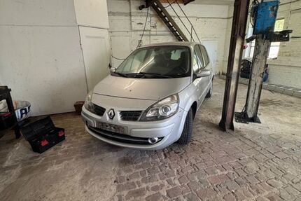 Renault Scenic 130.000 km 2.000 &euro; Porta Westfalica 32457
