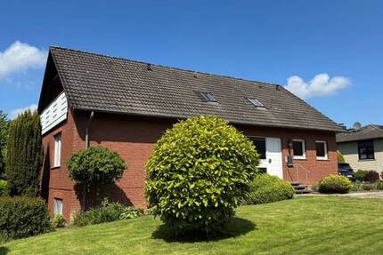 Haus Bückeburg / Röcke Röcke - 7 Zimmer, 182 m&sup2;, 369.000&euro; | Angebot:26763251