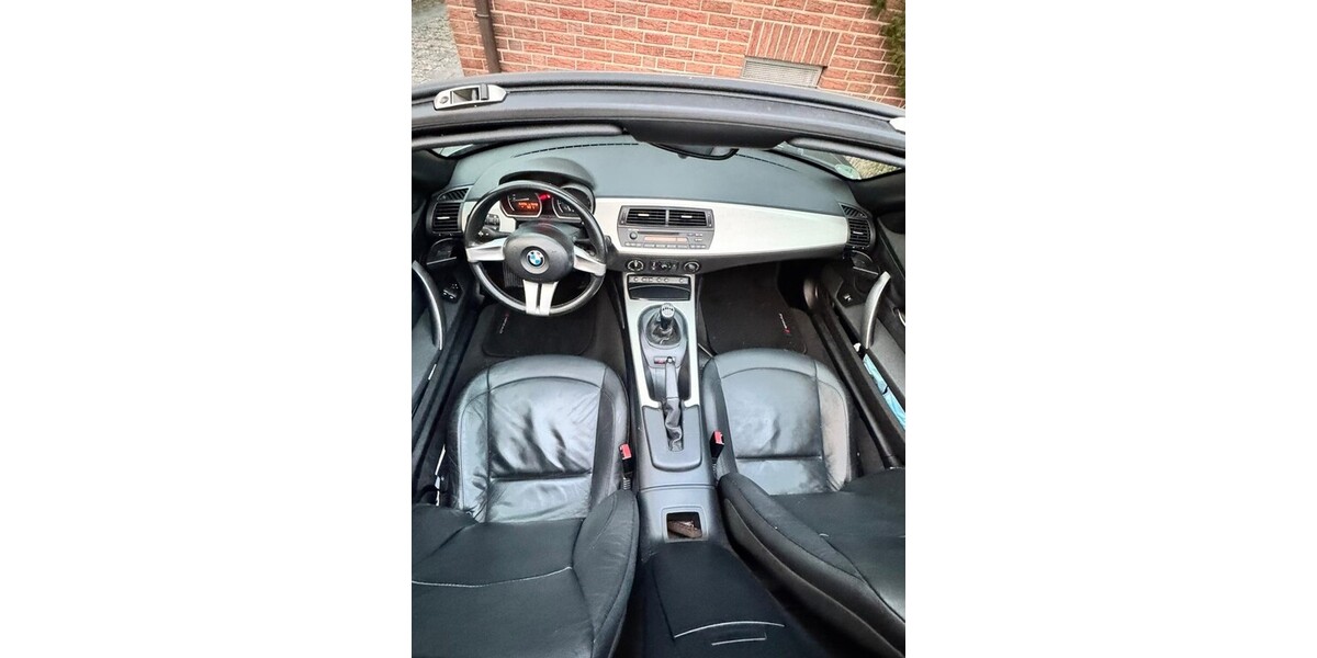 BMW Z4 153.000 km 8.999 &euro; Minden 32423