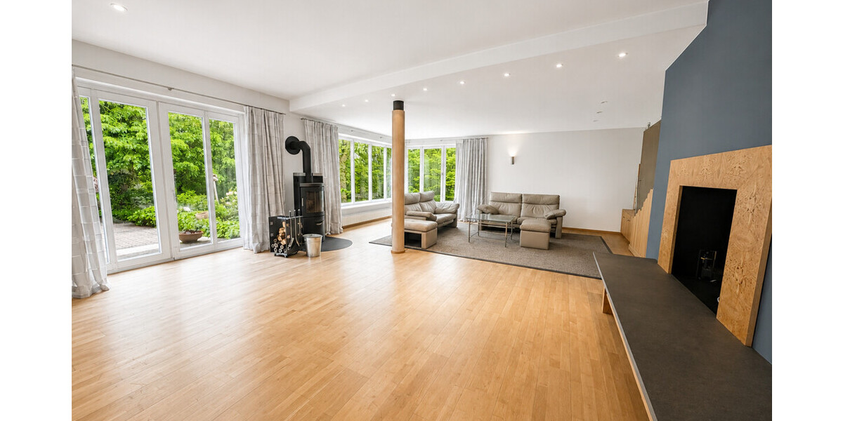 Charakterimmobilie mit Einliegerwohnung auf außergewöhnlichem Naturgrundstück - Einfamilienhaus Hüllhorst | Angebot:26598505