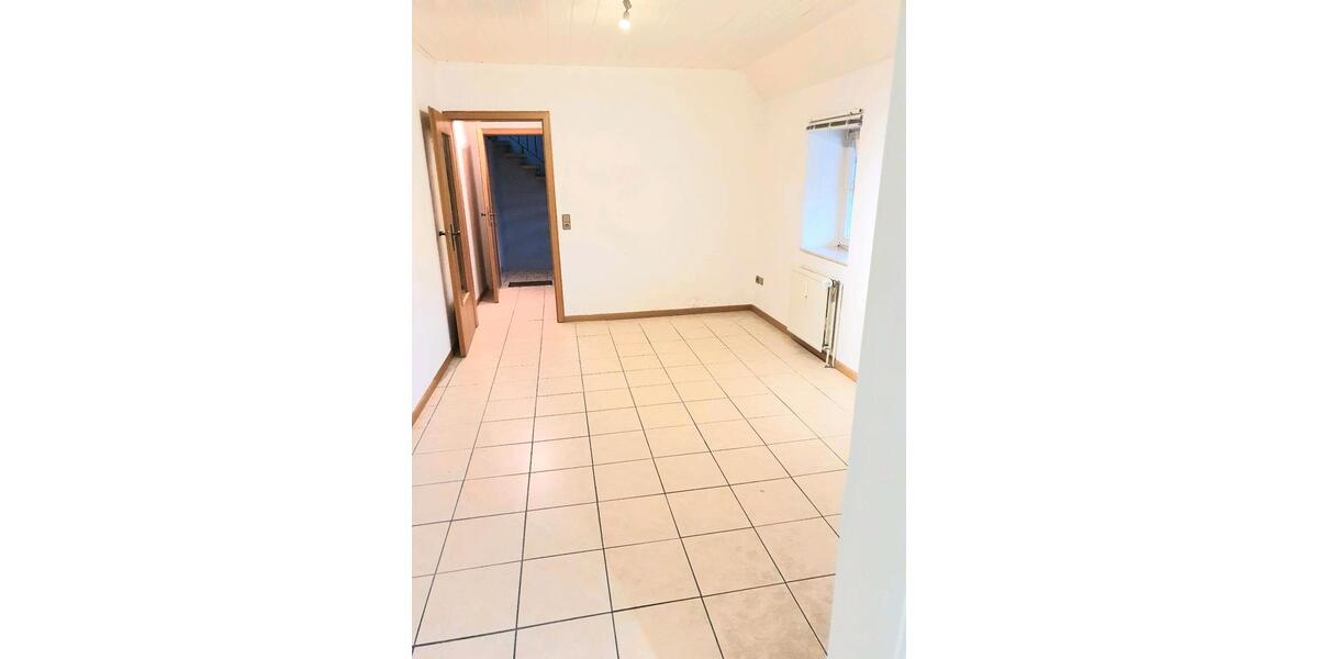 Etagenwohnung Lemgo - 1 Zimmer, 30 m&sup2;, 380&euro; | Angebot:25596595