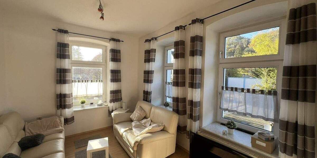 Mehrfamilienhaus, Wohnhaus Vlotho - 8 Zimmer, 302 m&sup2;, 340.000&euro; | Angebot:25686493