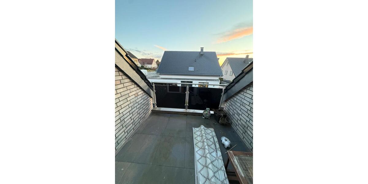 Etagenwohnung Herford - 4 Zimmer, 100 m&sup2;, 1.300&euro; | Angebot:25299056