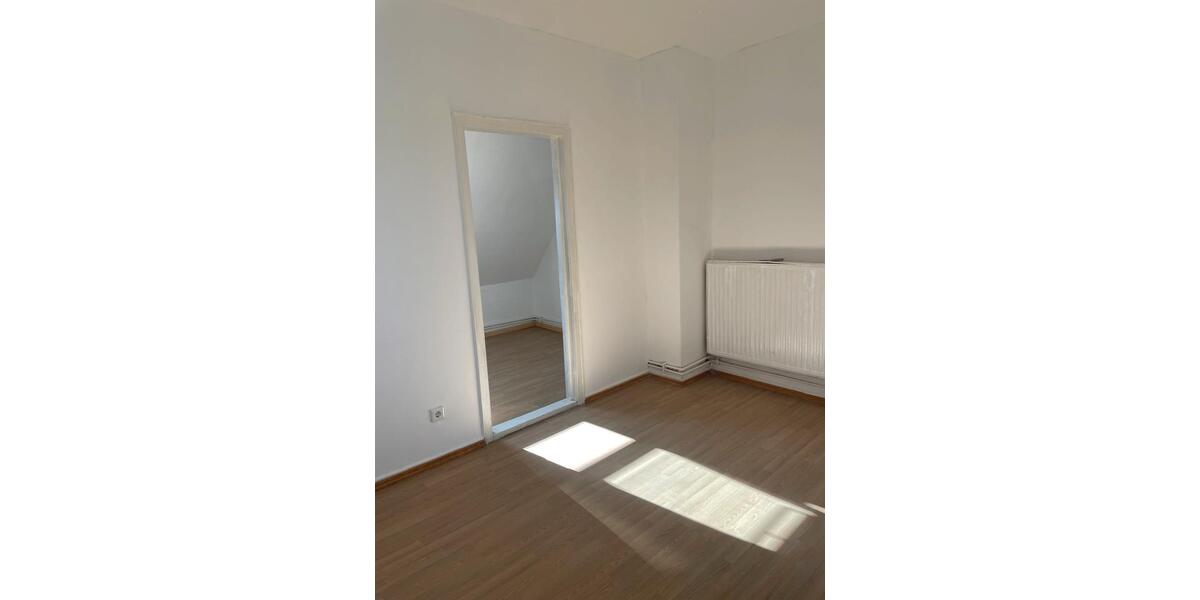 Dachgeschoßwohnung Bad Salzuflen - 2 Zimmer, 55 m&sup2;, 480&euro; | Angebot:25397404