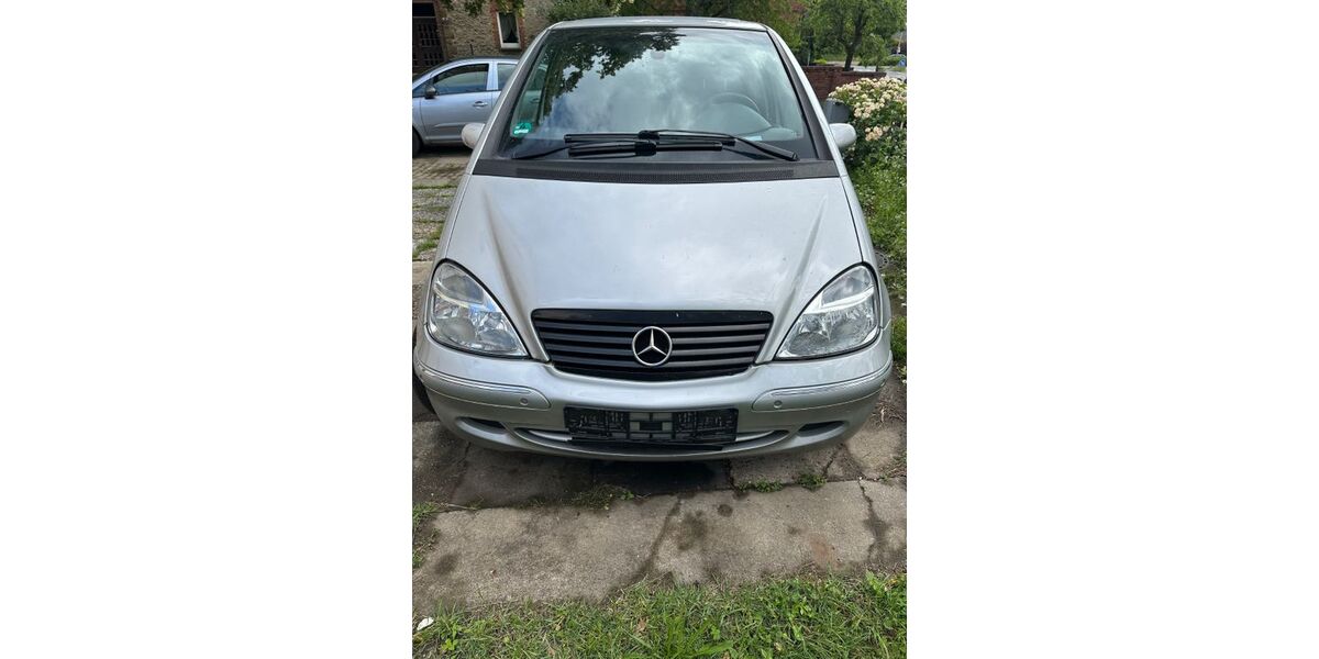 Mercedes-Benz 190 132.000 km 2.500 &euro; Porta Westfalica 32457