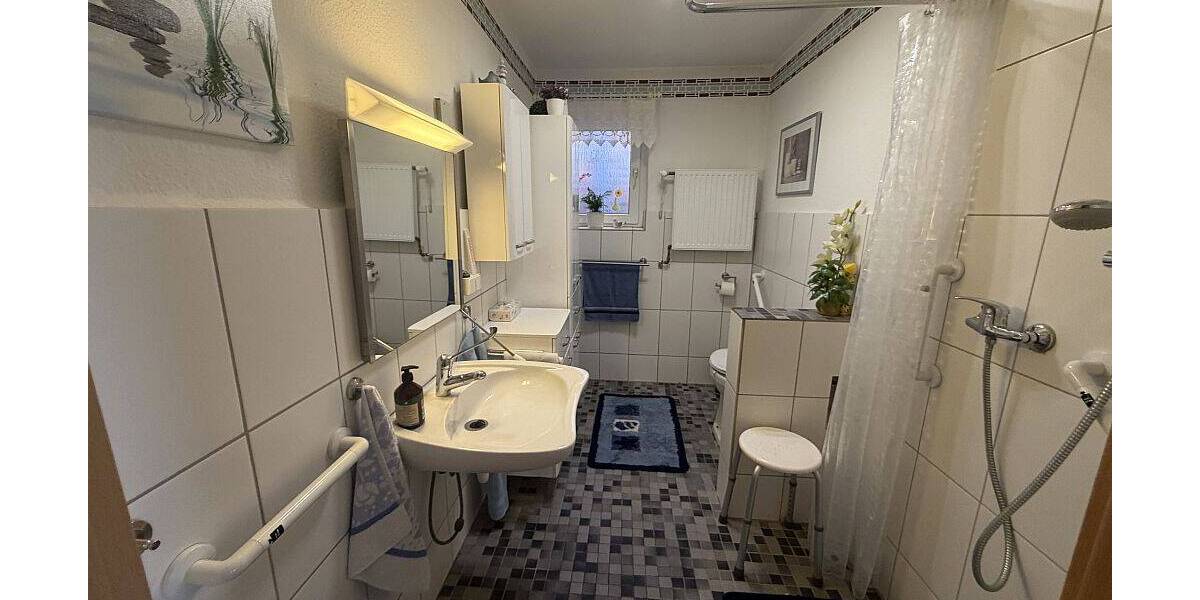 Einfamilienhaus Petershagen Schlüsselburg - 8 Zimmer, 160 m&sup2;, 185.000&euro; | Angebot:25662366