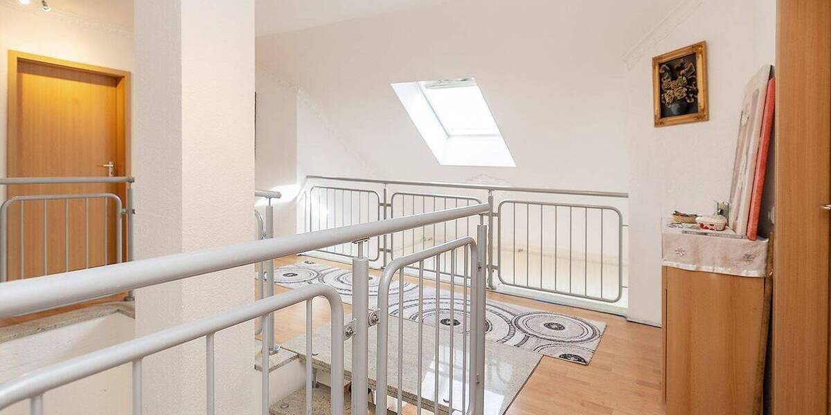Einfamilienhaus Lübbecke - 7 Zimmer, 185 m&sup2;, 429.000&euro; | Angebot:26643996