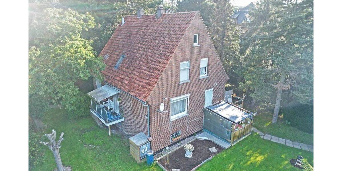 Einfamilienhaus Heeßen - 5 Zimmer, 129 m&sup2;, 130.000&euro; | Angebot:25685470