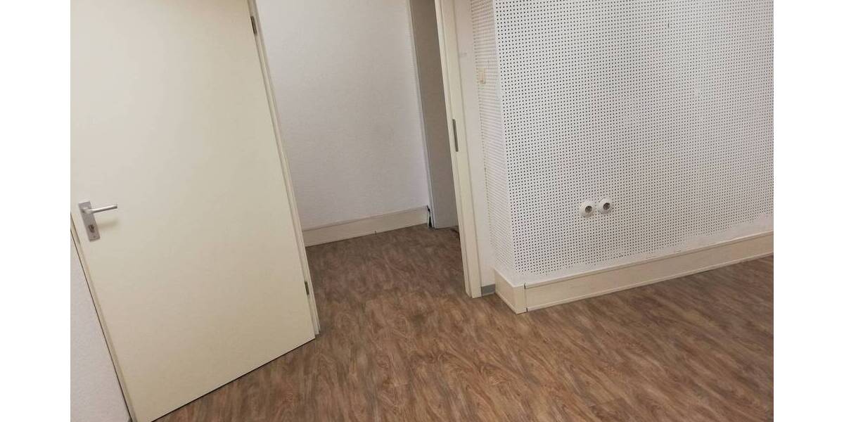 Gewerbeobjekt Lübbecke Nettelstedt - 2 Zimmer, 41 m&sup2;, 256&euro; | Angebot:25687978