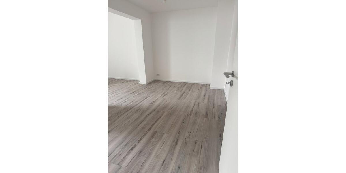 Etagenwohnung Bünde - 3 Zimmer, 118 m&sup2;, 1.000&euro; | Angebot:24542913