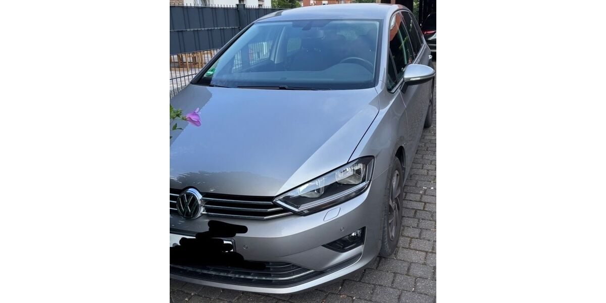 VW Golf Sportsvan 42.100 km 15.800 &euro; Löhne 32584