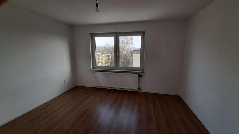 Etagenwohnung Herford Falkendiek - 3 Zimmer, 72 m&sup2;, 450&euro; | Angebot:25307015