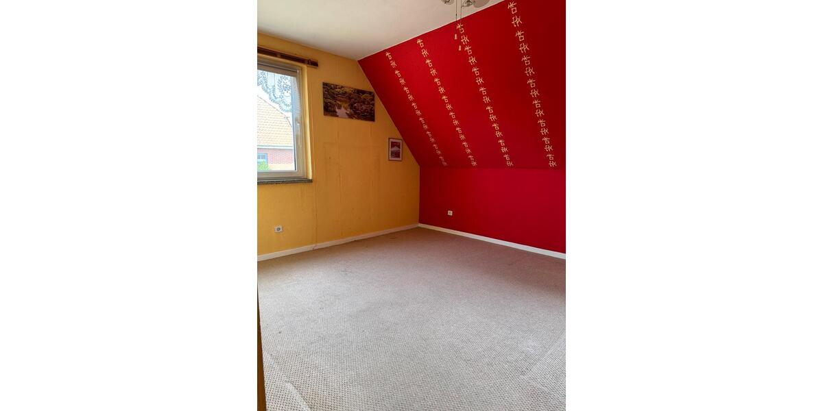 Einfamilienhaus Ahnsen - 8 Zimmer, 210 m&sup2;, 245.000&euro; | Angebot:25404404