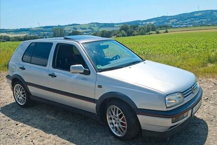 VW Golf 232.807 km 5.500 &euro; Extertal 32699