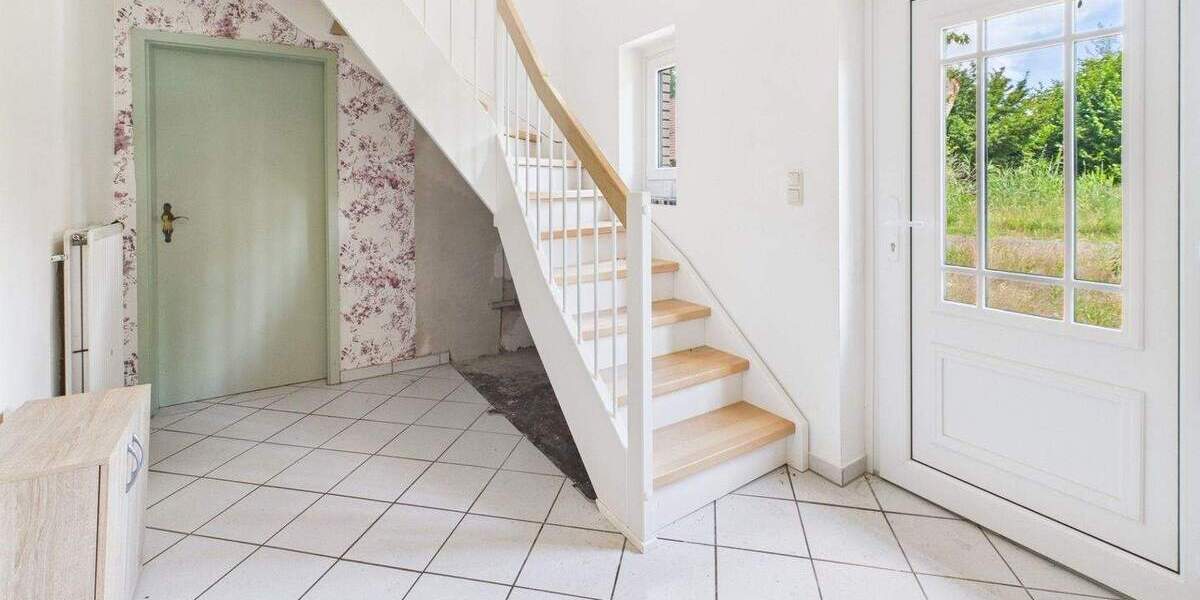 Einfamilienhaus Uchte Höfen - 6 Zimmer, 213 m&sup2;, 213.000&euro; | Angebot:25820272