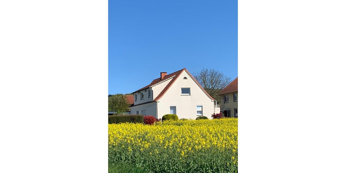 Einfamilienhaus Hüllhorst - 8 Zimmer, 180 m&sup2;, 198.500&euro; | Angebot:26316422