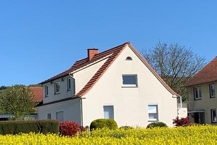 Haus Hüllhorst - 8 Zimmer, 180 m&sup2;, 198.500&euro; | Angebot:26316422