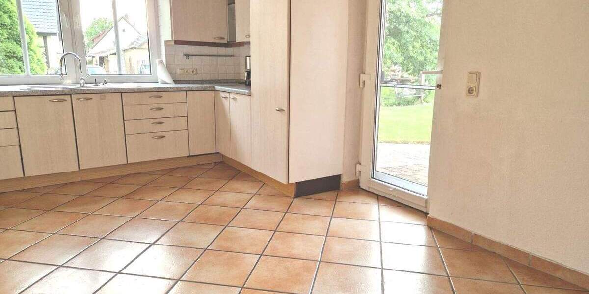 Einfamilienhaus Porta Westfalica Eisbergen - 8 Zimmer, 190 m&sup2;, 249.000&euro; | Angebot:25797141