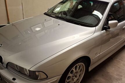 BMW 520 181.750 km 6.000 &euro; Kirchlengern 32278