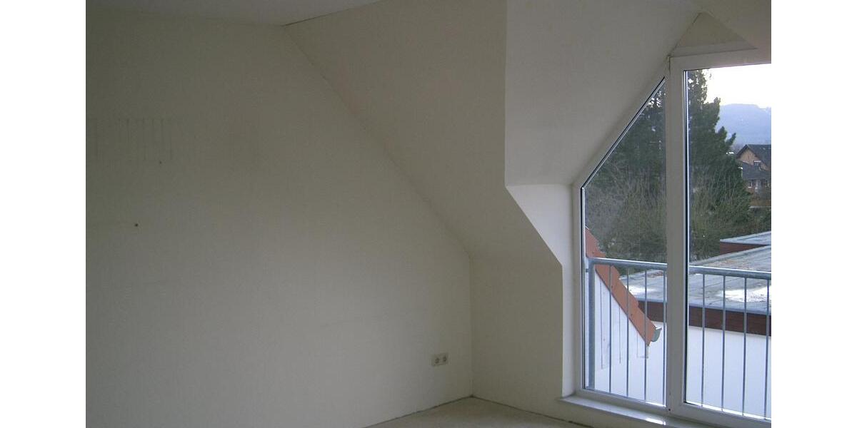 Dachgeschoßwohnung Minden Bärenkämpen - 4 Zimmer, 105 m&sup2;, 280.000&euro; | Angebot:25804671