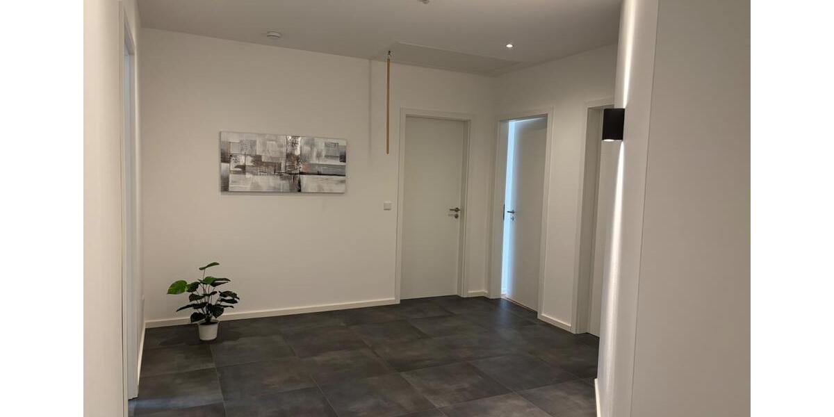 Etagenwohnung Stolzenau - 5 Zimmer, 194 m&sup2;, 1.450&euro; | Angebot:26048286