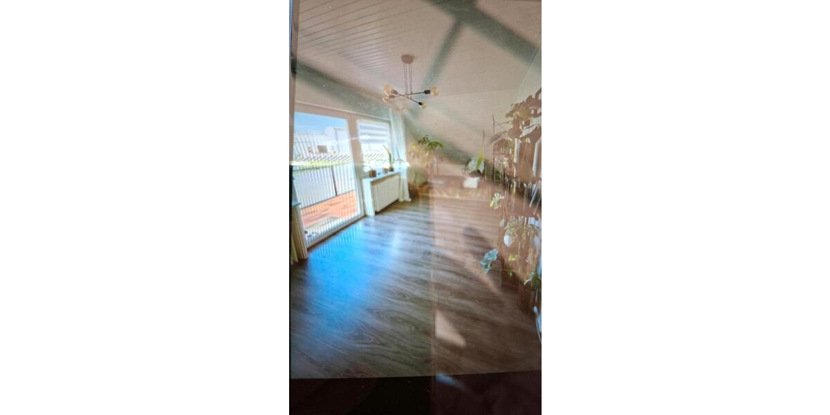 Dachgeschoßwohnung Bad Oeynhausen - 4 Zimmer, 90 m&sup2;, 950&euro; | Angebot:26265929