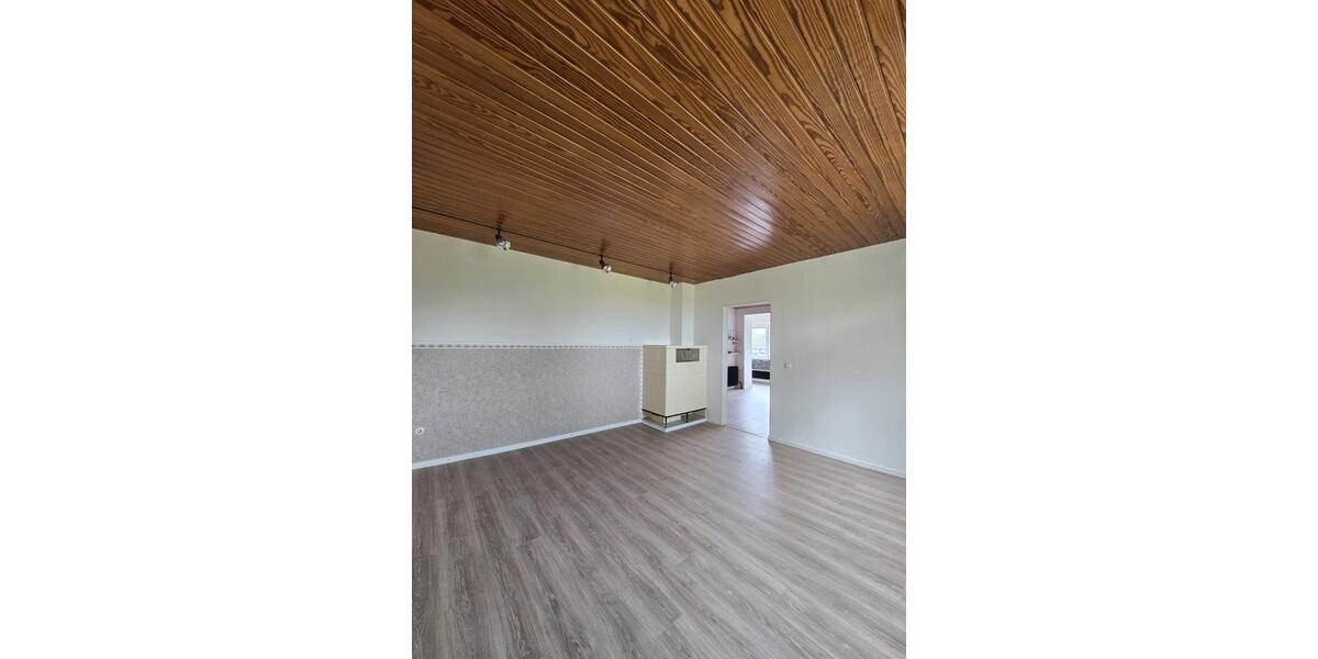 Etagenwohnung Lemgo - 4.5 Zimmer, 95 m&sup2;, 800&euro; | Angebot:26271010