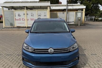 VW Touran 199.999 km 14.498 &euro; Minden 32425