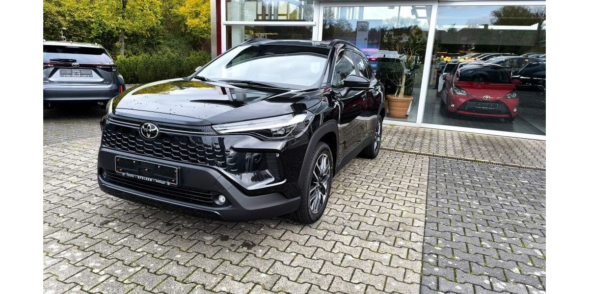 Toyota Corolla Cross 5.200 km 37.500 &euro; Stadthagen 31655