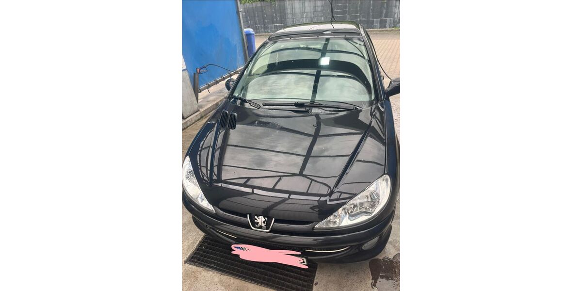 Peugeot 206 118.000 km 3.200 &euro; Löhne 32584