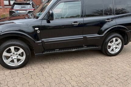 Mitsubishi Pajero 147.549 km 7.800 &euro; Niedernwöhren 31712