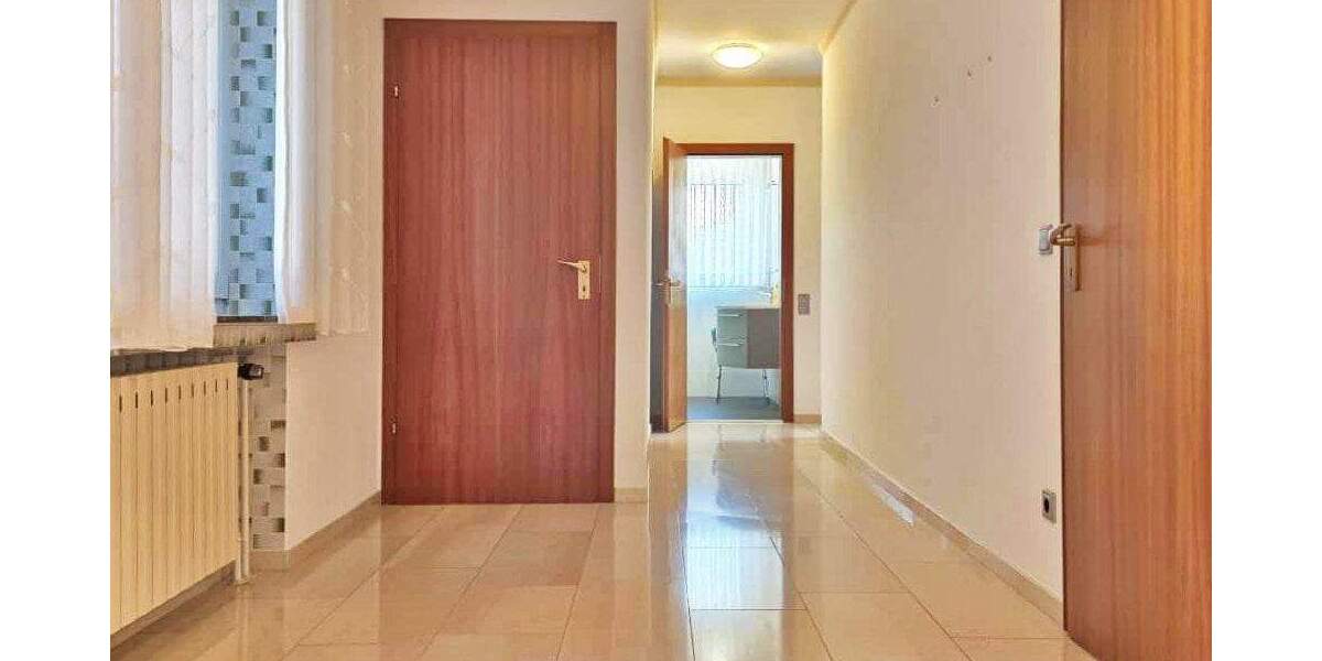 Mehrfamilienhaus, Wohnhaus Porta Westfalica Vennebeck - 5 Zimmer, 207 m&sup2;, 335.000&euro; | Angebot:25744048