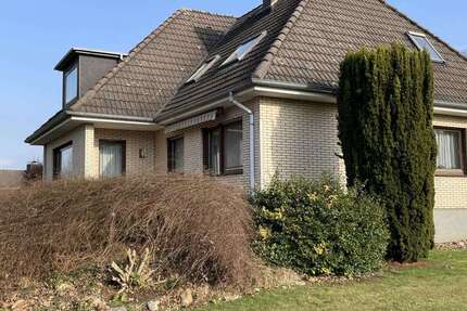 Haus Petershagen - 6 Zimmer, 174 m&sup2;, 249.000&euro; | Angebot:25796377