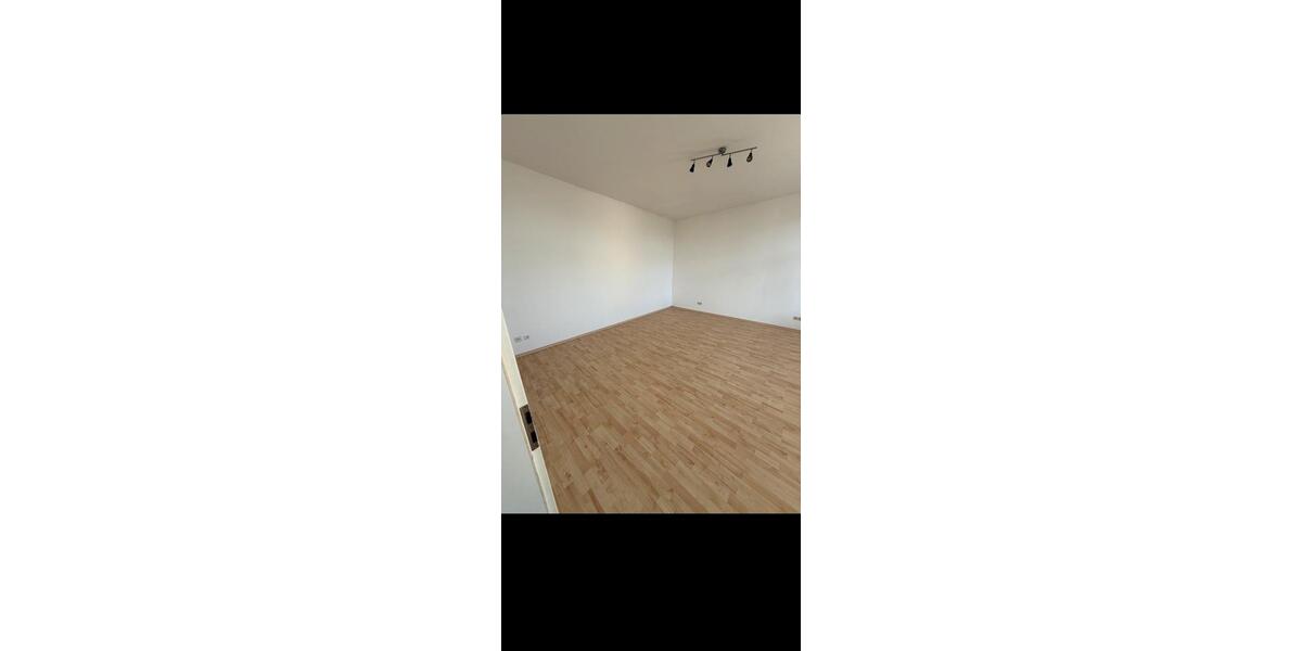 Etagenwohnung Enger - 2.5 Zimmer, 65 m&sup2;, 675&euro; | Angebot:26040077