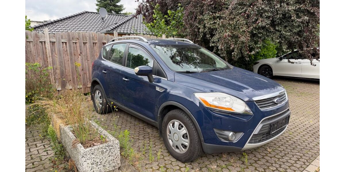 Ford Kuga 171.000 km 3.900 &euro; Porta Westfalica 32427